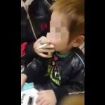 幼い息子が「タバコ吸う」動画　FBに載せた両親が大炎上、謝罪するも批判止まず
